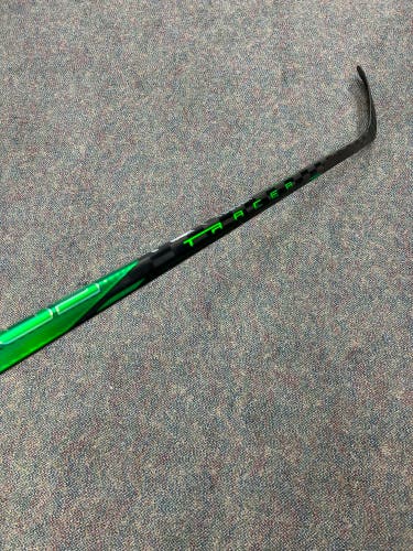 Bauer Nexus Tracer Hockey Stick | RH P28 Senior 87 Flex