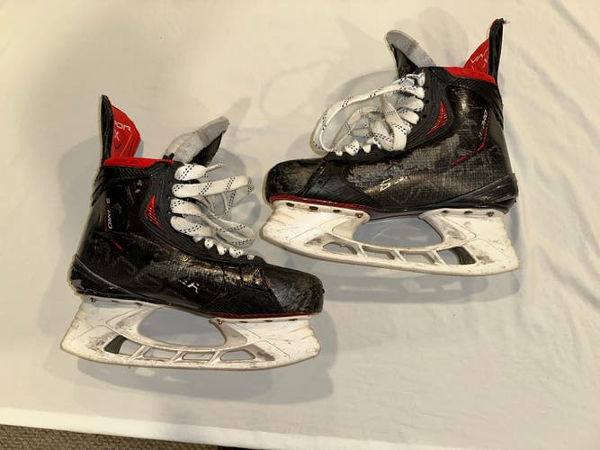 Bauer Vapor 3X Pro Skates Size 10.5 D without runners
