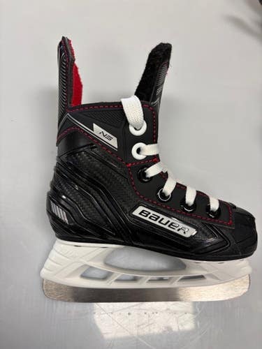 Used Bauer NS Youth Hockey Skate Youth 07.0 11860-S000303891