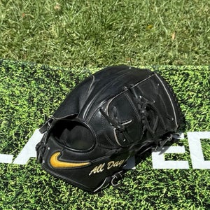 Nike Shado Elite J RH Pitcher's Baseball Glove 12" (New)