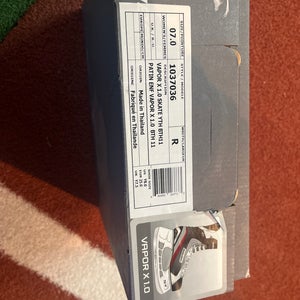 Bauer Vapor Hockey Skates Youth size 7