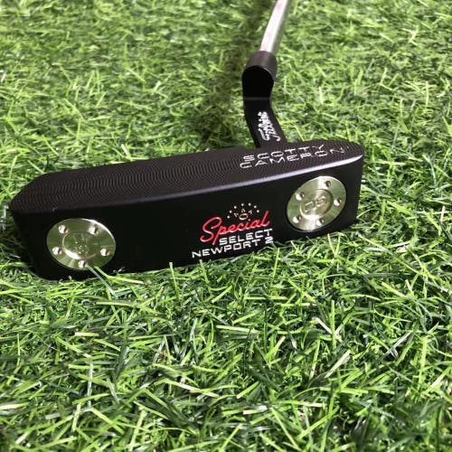 Black Scotty Cameron Blade Special Select Newport 2 Right Handed Putter 34" (New)