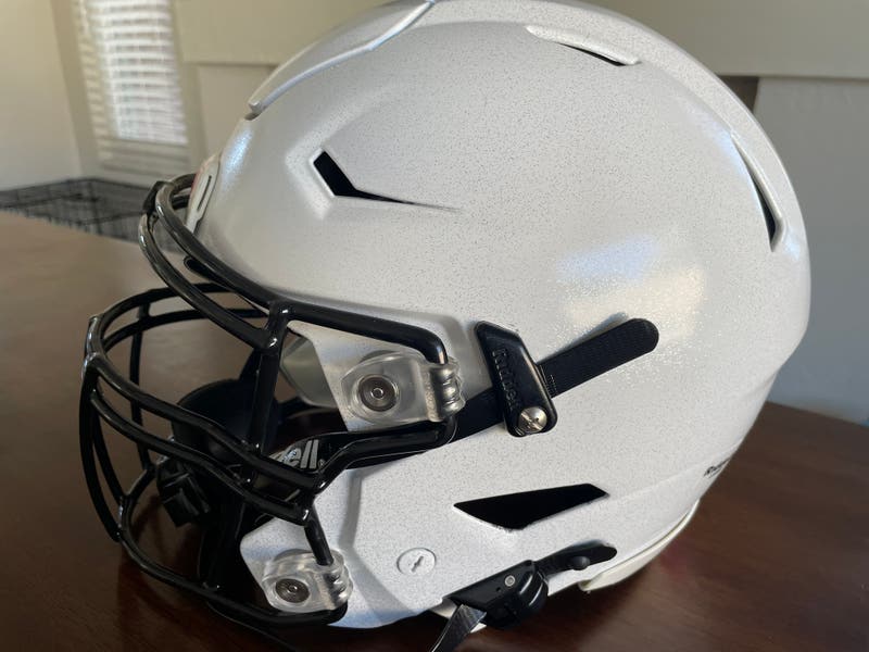 Adult Large Riddell SpeedFlex Helmet (New) | SidelineSwap | Buy and Sell on  SidelineSwap