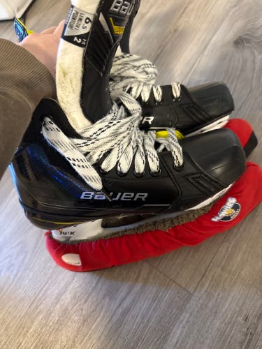 2022 Bauer Supreme M4 Hockey Skates 6.5 (New)