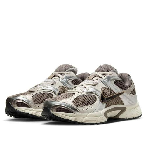 Nike V5 RNR HJ5228-200 Sneaker Men's US 10.5 Cave Stone Lifestyle Shoes DWA3714