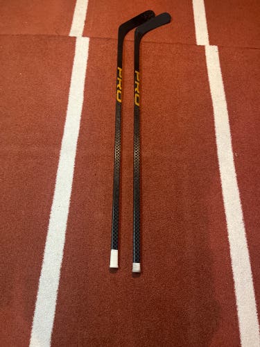 2 pack P86 Zegras Curve RH 80 Flex Pro sticks used