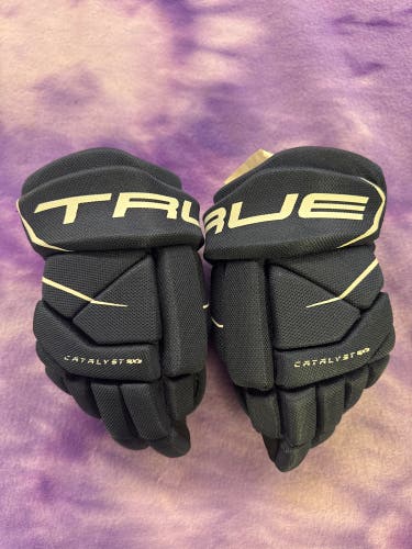 Blue Youth True Catalyst 9x3 Gloves 9" (Used)
