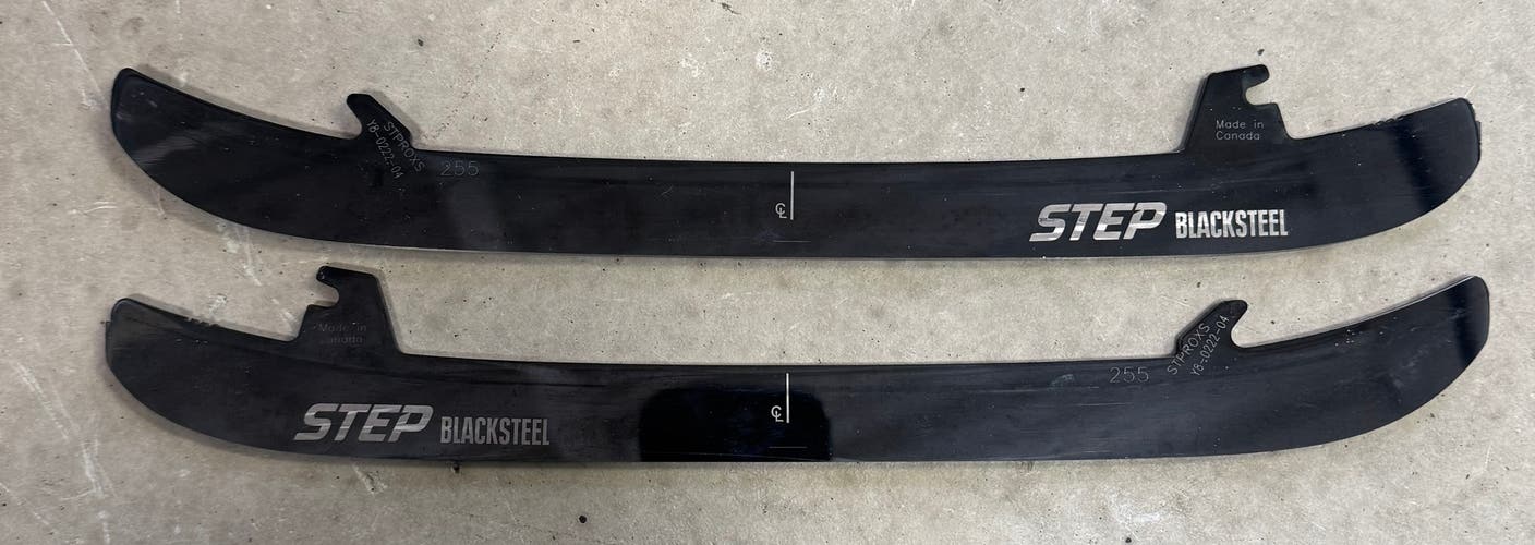Step Steel Blacksteel Holders, Runners, & Replacement Steel Blades 255 mm (Used)