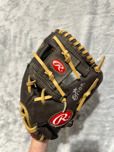 Brown Rawlings Highlight Series RH Infield Baseball Glove 10.5" (Used)