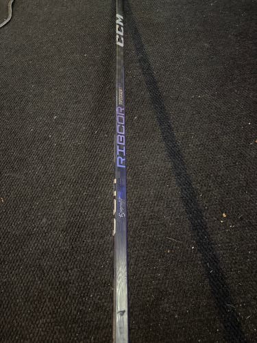 Intermediate CCM Ribcor Trigger 7 Pro Right Handed Hockey Stick P28 65 Flex (Used)