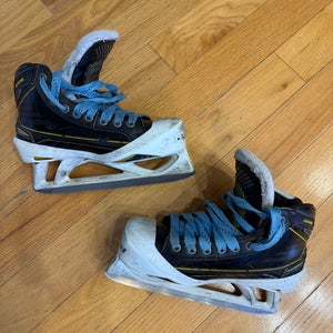 2015 Bauer Supreme NXG Hockey Goalie Skates Size 4.5 (Used)