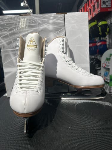 Jackson Ultima Excel Figure Skates Adult 8.5 C (Used)