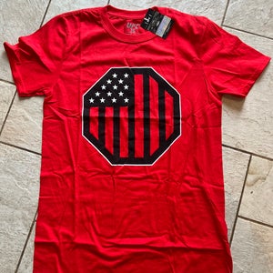 UFC Logo T-Shirt Men’s Small New With Tags
