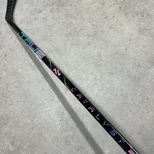 85 Flex P28 Senior True Catalyst 9x3 Right Hand Hockey Stick Pro Stock (New)