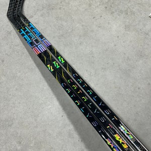 3 PACK 85 Flex P28 Senior True Catalyst 9x3 Right Hand Hockey Stick Pro Stock (New)