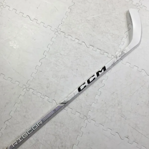 4 Pack-CCM Ribcor Trigger 9 Pro RH P28 75 Flex Hockey Stick-White(New)