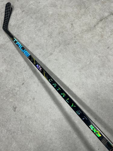 95 Flex P92 Senior True Catalyst 9x3 Right Hand Hockey Stick Pro Stock (New)