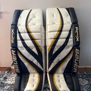 35" Bauer RX8 Goalie Leg Pads (Used)