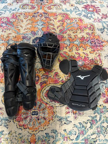 Youth Mizuno Samurai Catcher's Set (New)