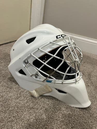 Senior Large 2024 CCM Axis F9 Goalie Mask (Used)