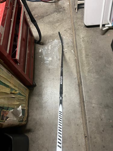 Senior Warrior Novium 2 Pro Right Handed Hockey Stick W03 85 Flex Pro Stock (New)