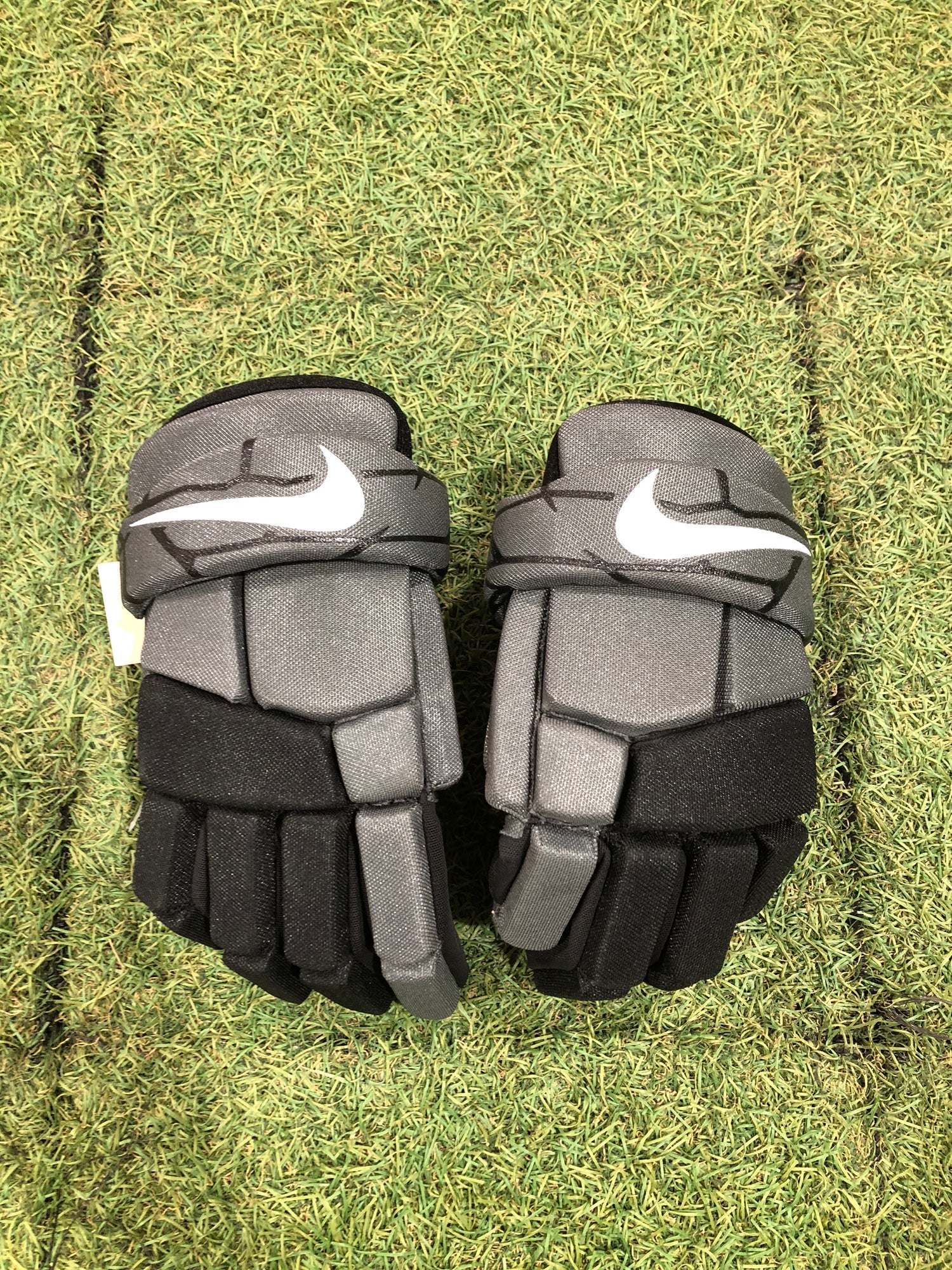 nike vapor lt lacrosse gloves