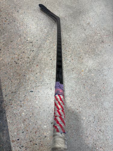Youth Pro Blackout Hockey Stick Left Hand P92 30 Flex (Used)