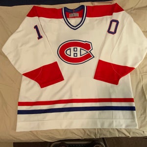 New 90s Vintage Guy LaFleur #10 Montreal Canadiens CCM Center Ice Hockey Jersey Size 52