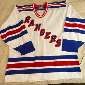 NEW 90s Vintage New York Rangers CCM Center Ice Away Game (White) Hockey Jersey Size 52 Fight Strap