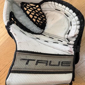 True L87 Regular Senior Glove (580) and Blocker - Used