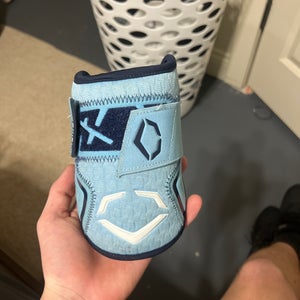 EvoShield Elbow Guard Elbow Protection (Used)