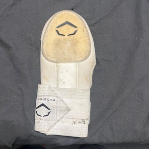 White Senior EvoShield Sliding Mitt (Used)