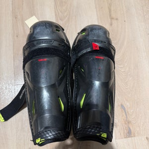 Junior Bauer Vapor 3X Pro Shin Pads 11" (Used)