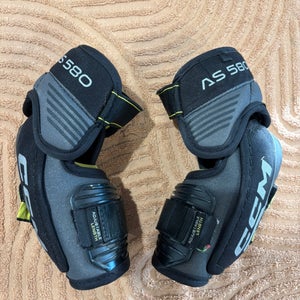 Junior Small CCM Tacks AS 580 Elbow Pads (Used)