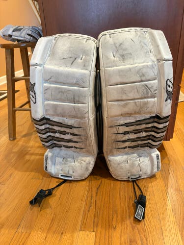 27" Brian's H Series Goalie Leg Pads (Used)