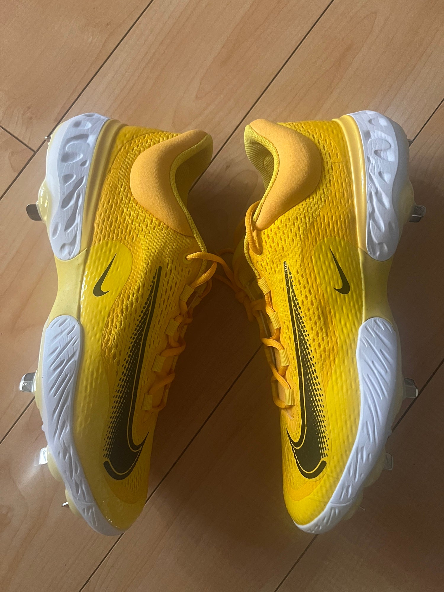 nike huarache academy