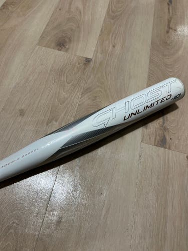 2023 Easton Ghost Unlimited Composite Bat (-10) Composite 20 oz 30" (Used)