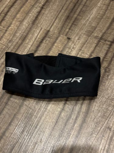 Bauer Hockey NLP21 Premium Neck Guard Senior Large XL Black