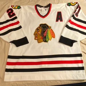 NEW VINTAGE STAN MIKITA # 21 1990s CCM CENTER ICE CHICAGO BLACKHAWKS JERSEY SIZE 54 PLUS BONUS ITEMS