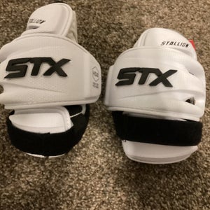 Medium Adult STX Stallion 900 Arm Pads (New)