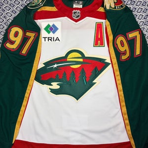 Kirill Kaprizov MN Wild 25th Anniversary Jersey Size: 46 25th Patch + Tria + A