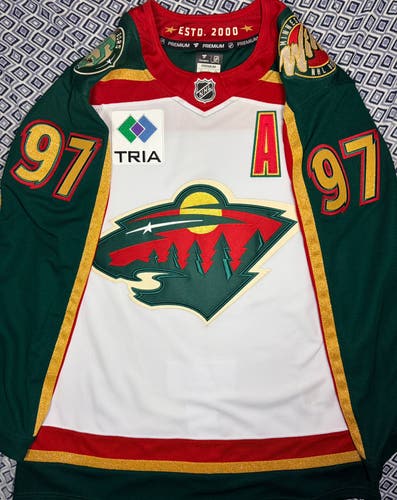 Kirill Kaprizov MN Wild 25th Anniversary Jersey Size: 46 25th Patch + Tria + A