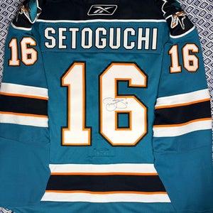 Devin Setoguchi Reebok EDGE 2.0 MiC San Jose Sharks Autograph Jersey Size: 56