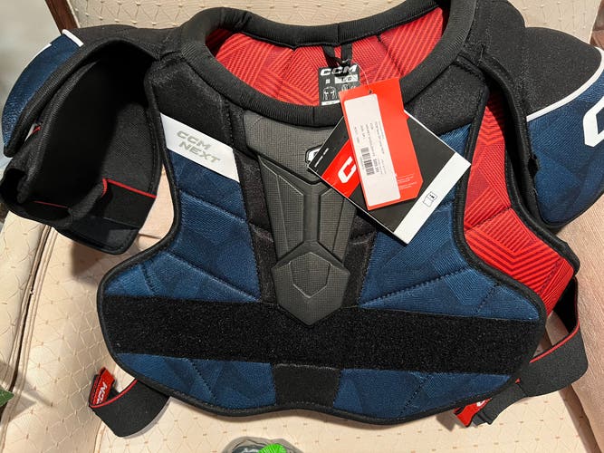 Large Senior CCM Next Shoulder Pads (New)
