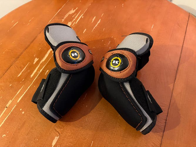Senior Large Koho Elbow Pads (Used)