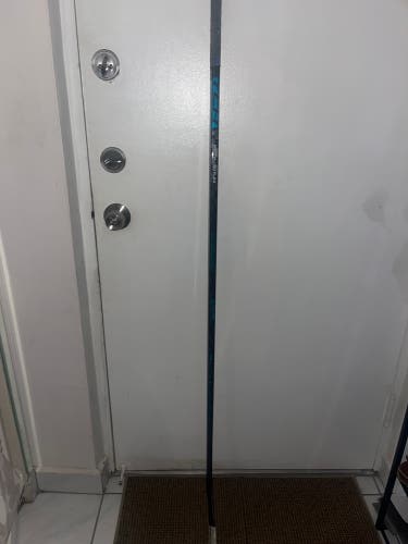 Junior Bauer Twitch Left Hand Hockey Stick P90TM 50 Flex (Used)