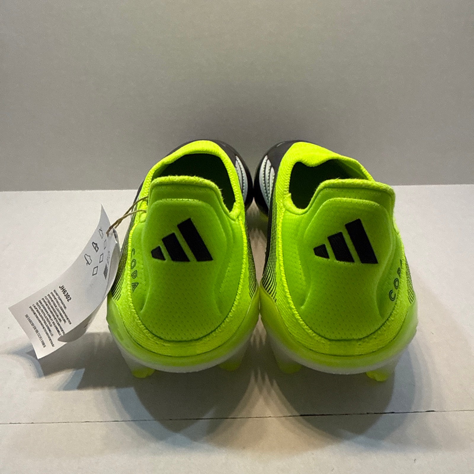 Men’s Size 8.5 Adidas Copa Pure 3 Elite Laceless FG Soccer Cleats JH6302 NEW Adidas Copa Pure 3 Elite Laceless FG Soccer Cleats White  main image 4