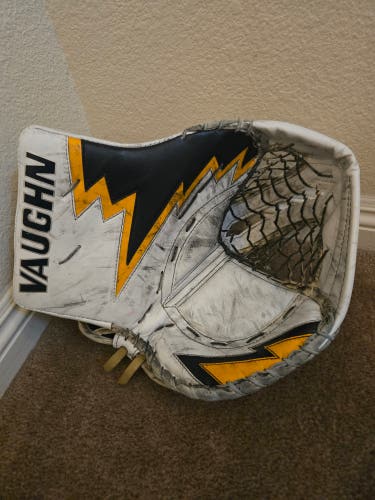 Vaughn V9 Pro Carbon Regular (Used)
