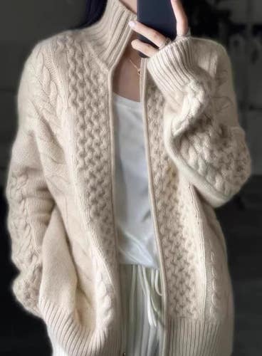 Black Women's Large/Extra Large Jacket (New)