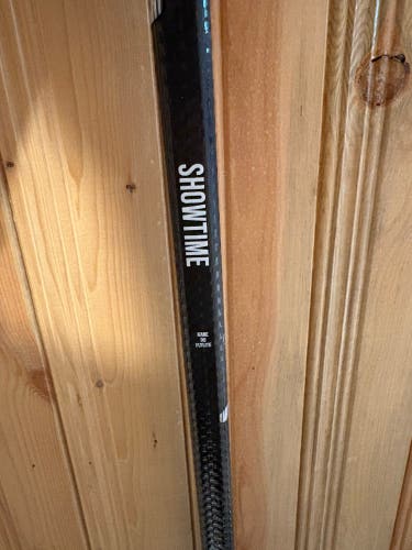 Pro Stock Bauer  Black Flylite  Patrick Kane Pro Curve